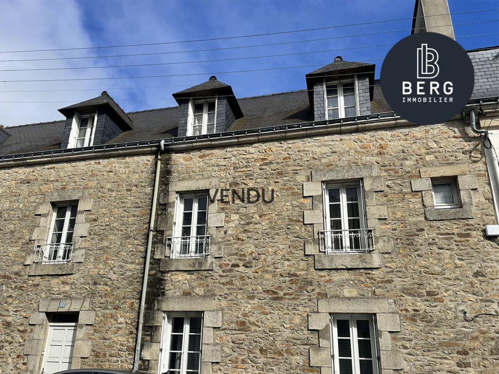 Vendu auray maison rénovée à proximité du centre