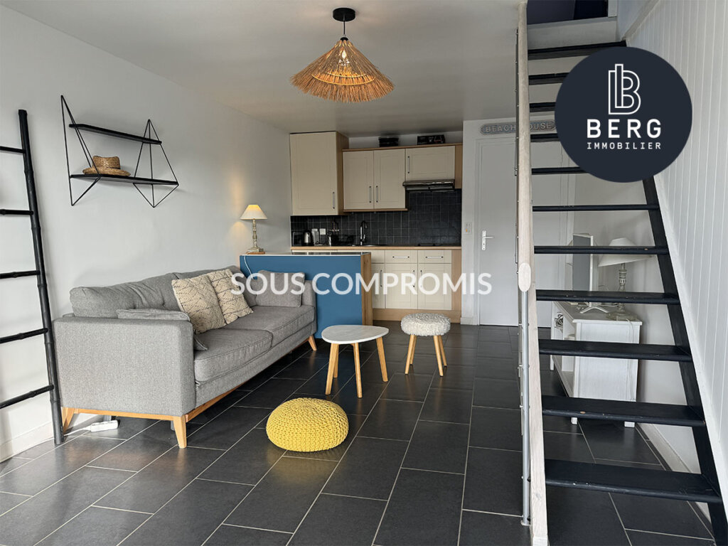Sous compromis carnac plage duplex à vendre à deux pas de la plage
