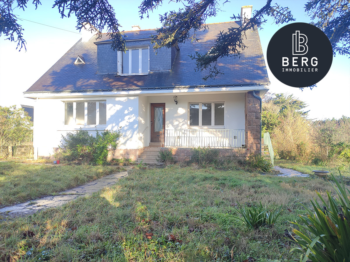 Ref. : 995 - ETEL MAISON DES ANNEES 60 A VENDRE SITUEE A 10MN DU PORT