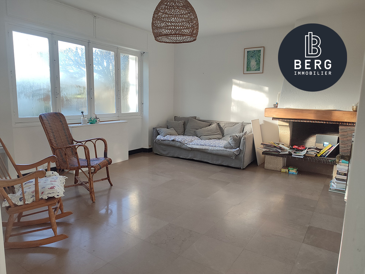 Ref. : 995 - ETEL MAISON DES ANNEES 60 A VENDRE SITUEE A 10MN DU PORT