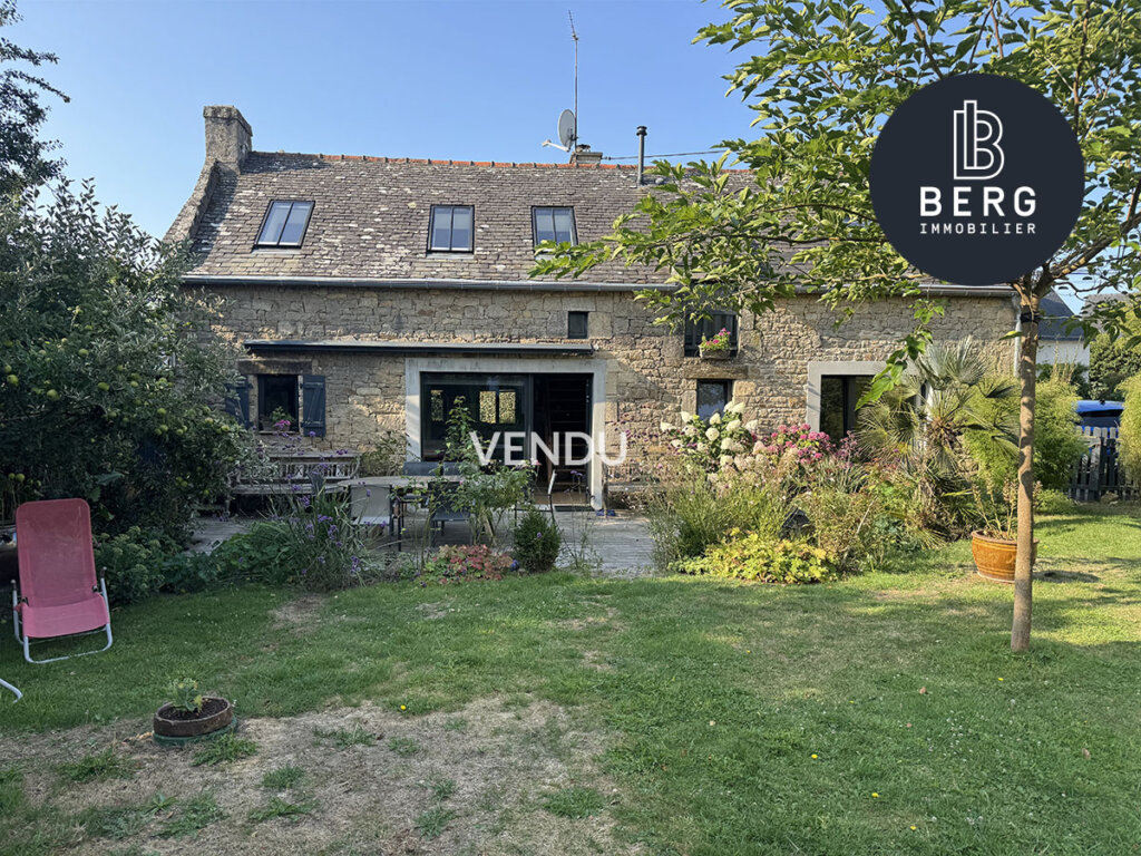 Vendu - erdeven maison à vendre rénovée par un architecte, plage à 2.2 kms
