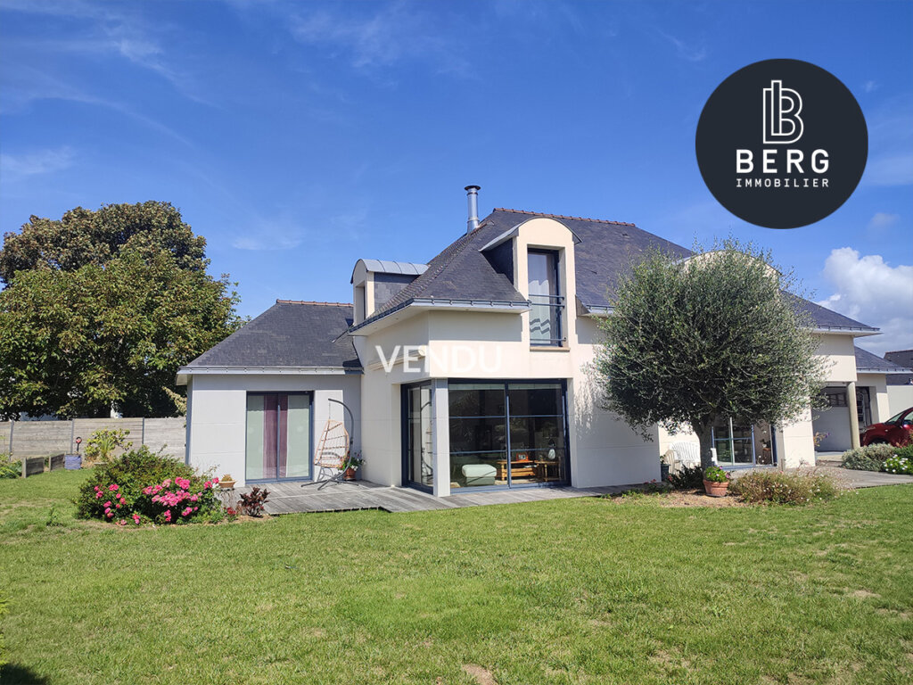 Vendu - maison contemporaine 145m2 plouhinec , à 250m du bourg !