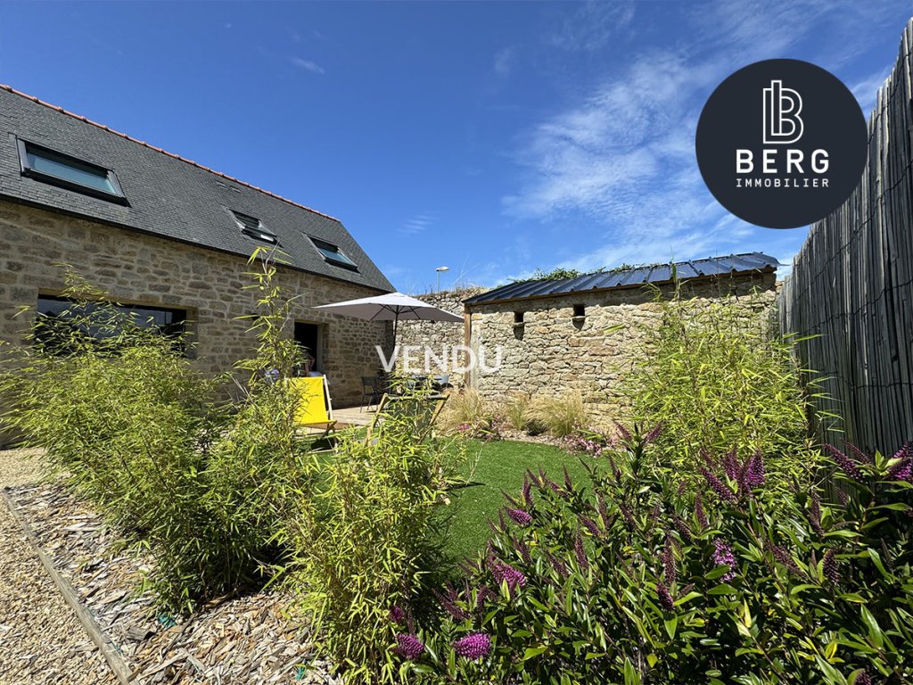 Vendu plouharnel, maison rénovée à vendre à deux pas des commerces