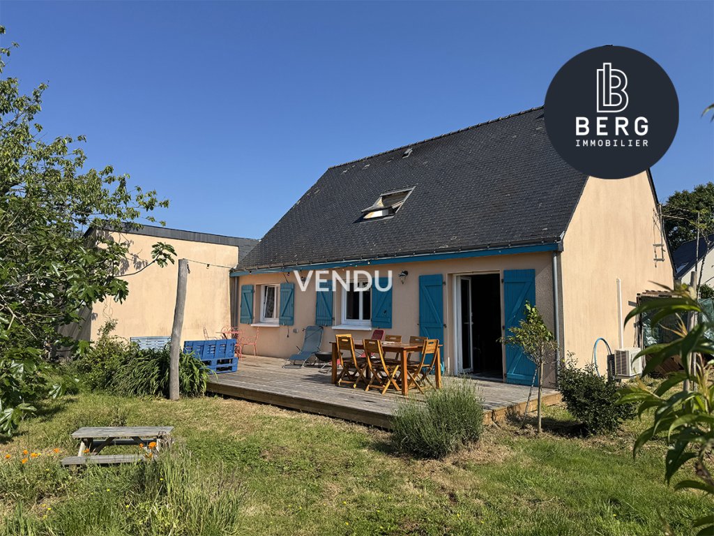 Vendu maison a locoal mendon a 2.5kms du bourg