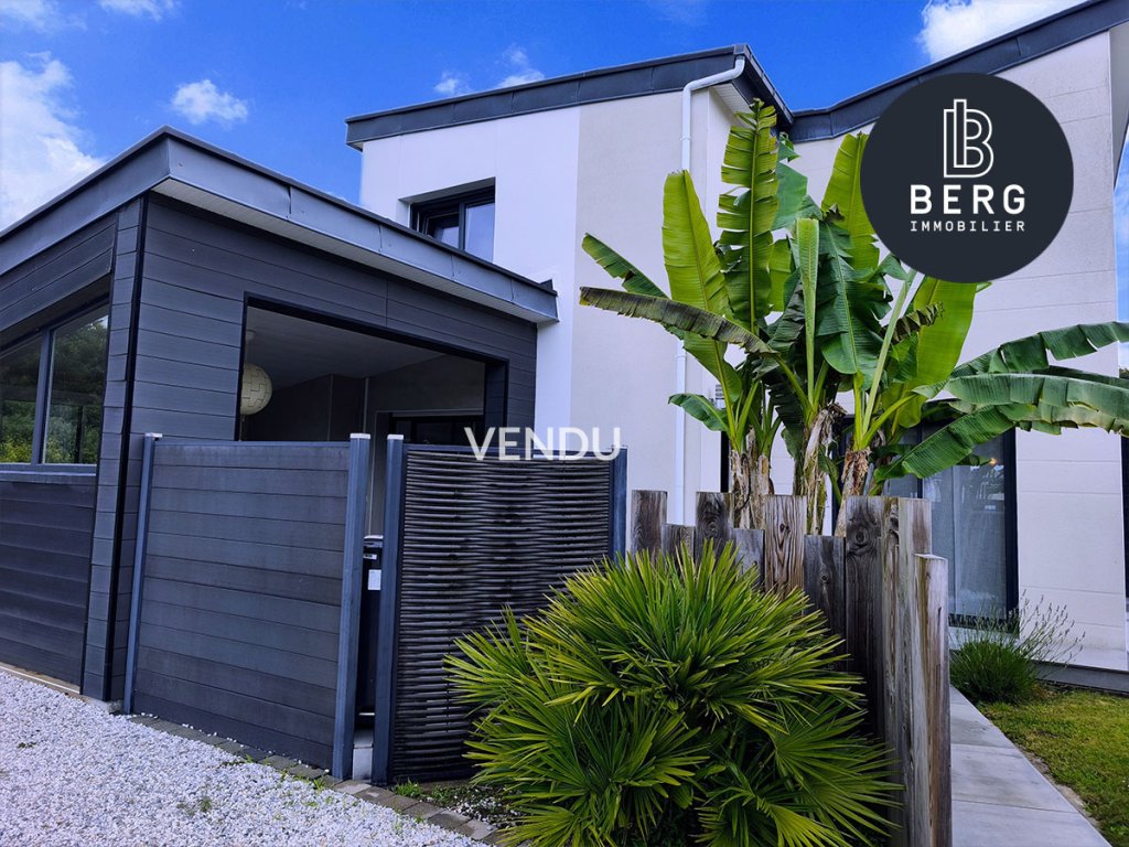 Vendu maison à vendre 5 pièces 151 m2 au calme proche du bourg