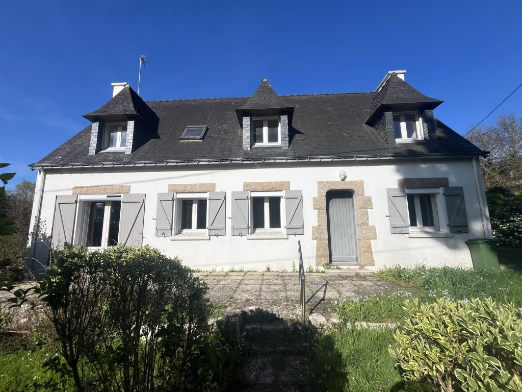 Maison à vendre crac'h -  5 pièces à 2 kms du centre ville d'auray