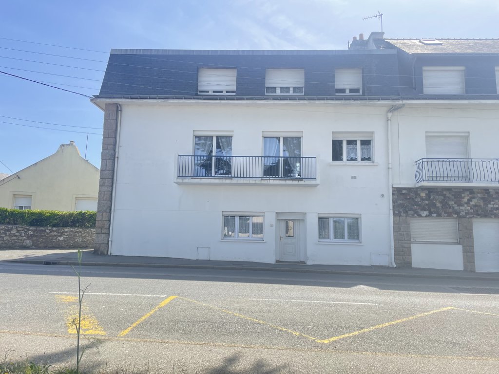 St pierre quiberon immeuble a vendre fort potentiel proximite plages de la baie