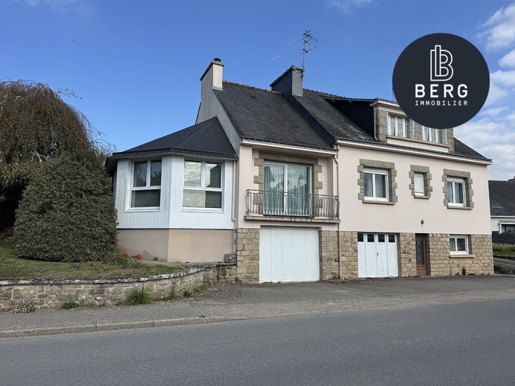 Maison à vendre dans le bourg de ploemel