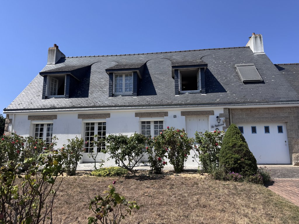 Plouharnel - maison de 140 m2 à 200m du centre bourg