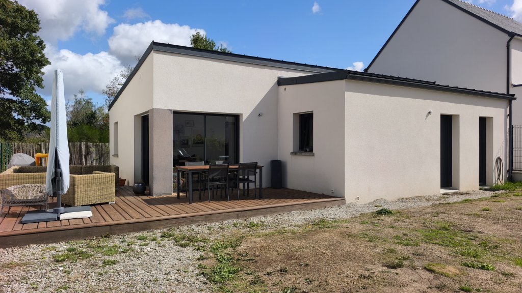 Exclusivité sainte-anne d'auray, à vendre   maison de plain-pied au calme, proche bourg