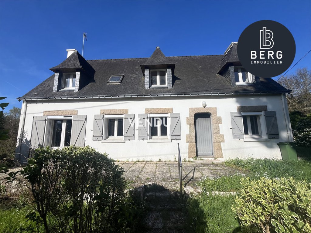 Vendu maison crac'h -  5 pièces à 2 kms du centre ville d'auray